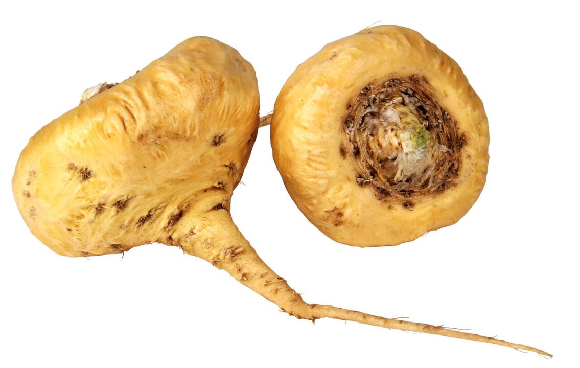 Mak Pyruenskaya as part of ZXCVBNQWERT capsules